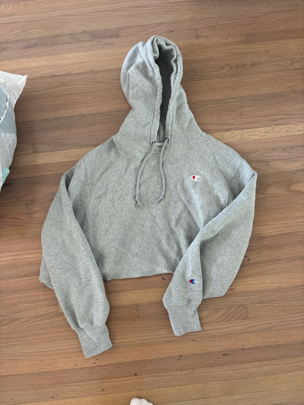 Champion Women's Cropped Gray Hoodie Sweatshirt